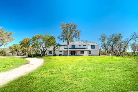 306 N Rolling Oaks Ln, San Antonio, TX 78253