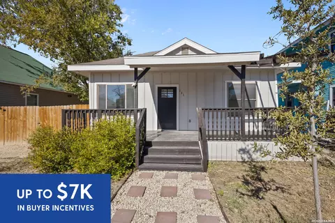 131 Chicago, San Antonio, TX 78210
