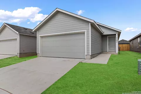 7207 Brownleaf Dr, San Antonio, TX 78227