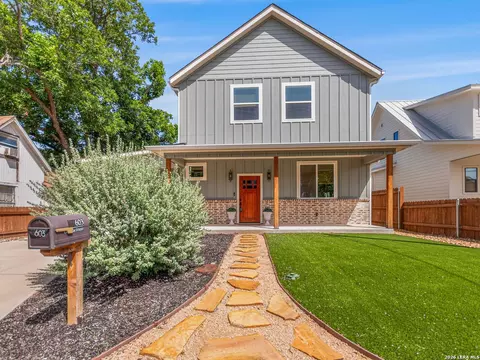 603 Graham, Boerne, TX 78006