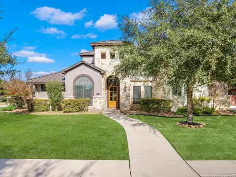 303 Regent Cir, San Antonio, TX 78231