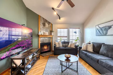 8655 Datapoint #506, San Antonio, TX 78229