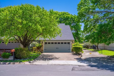 530 Sand Bnd, Kerrville, TX 78028