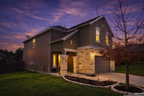 5726 Chestnut Xing, San Antonio, TX 78266