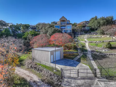 1745 W Lakeside, Canyon Lake, TX 78133