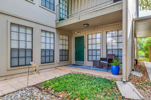 7711 Callaghan #905, San Antonio, TX 78229
