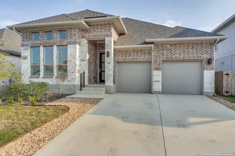 335 Alpine Lks, New Braunfels, TX 78130