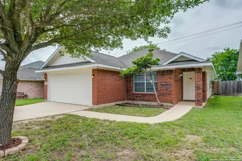5735 Cardinal Fls, San Antonio, TX 78239