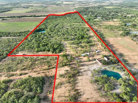 760 N Greytown Rd # -1, Saint Hedwig, TX 78152