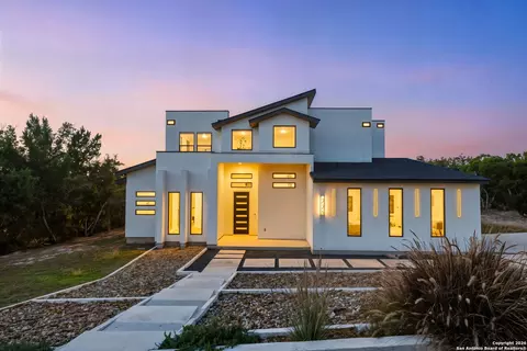 220 Sendera, Canyon Lake, TX 78133