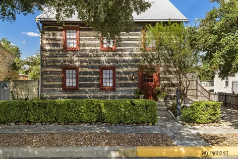 104 Austin, Fredericksburg, TX 78624