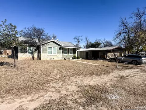 216 Redbud, Junction, TX 76849