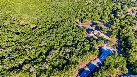 124 Restless Wind, Spring Branch, TX 78070 photo 9