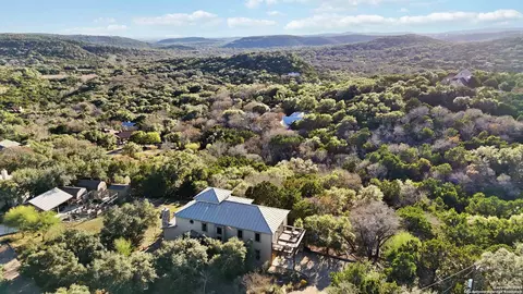 9623 Requa, Helotes, TX 78023
