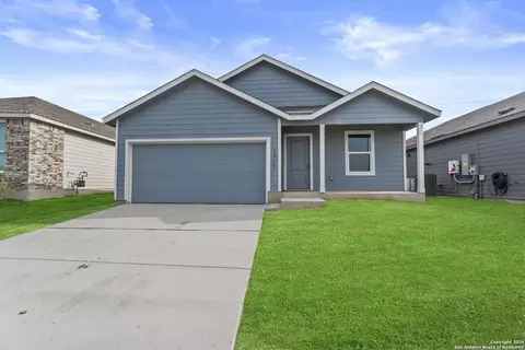 1835 Nuthatch Rdg, New Braunfels, TX 78130