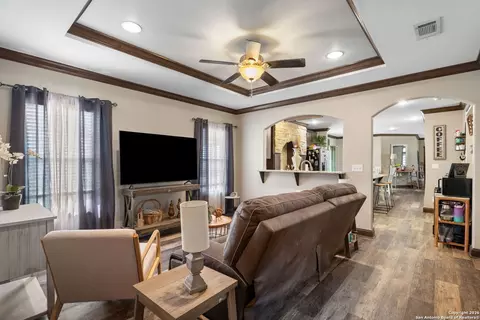 Entry Way - 445 Savannah Rdg, Von Ormy, TX 78073 photo 1 of 1