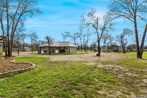 Exterior - 445 Savannah Rdg, Von Ormy, TX 78073 photo 4 of 5
