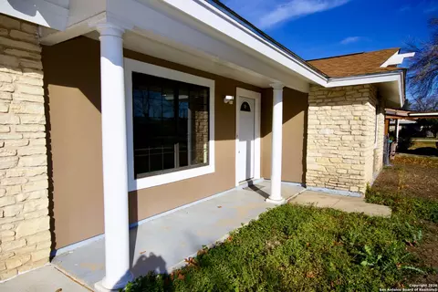 7107 Westlawn Dr, San Antonio, TX 78227