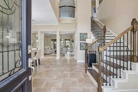 2194 Ranch Loop, New Braunfels, TX 78132