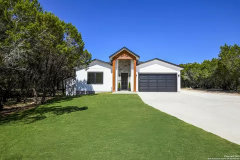 246 Mountain Crk, Boerne, TX 78006