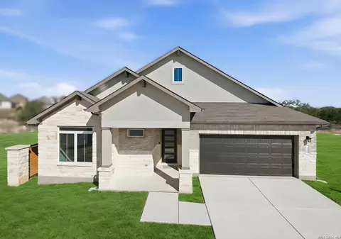 1590 Lone Grapevine, New Braunfels, TX 78132