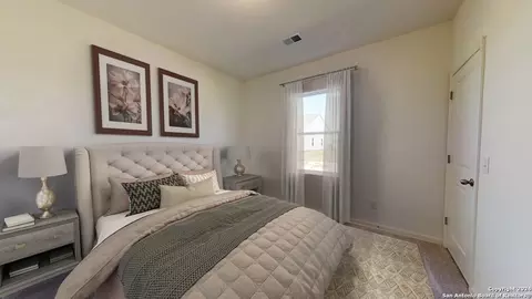 132 Dionicio Loop, Seguin, TX 78155 photo 6