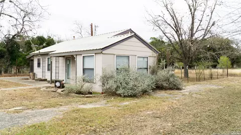 Exterior - 730 N Main, Utopia, TX 78884 photo 3 of 7