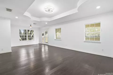 Living - 4443 Palace, Von Ormy, TX 78073 photo 2 of 7