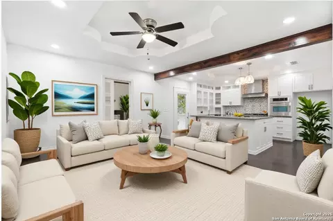Living - 4443 Palace, Von Ormy, TX 78073 photo 4 of 7