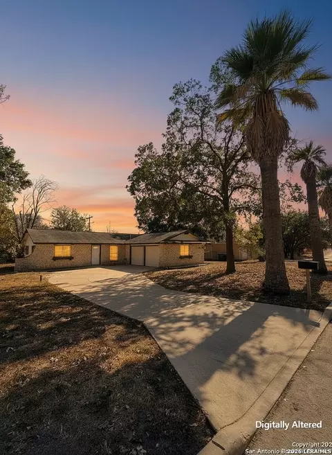 106 Woodview, Live Oak, TX 78233