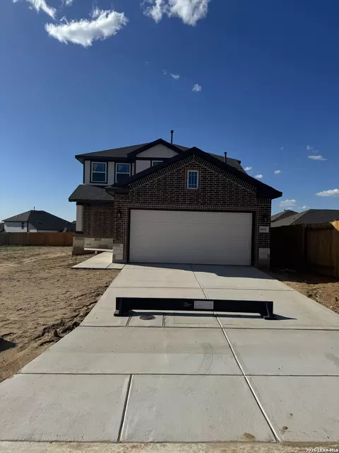 16403 Cardamom Aly, Elmendorf, TX 78112