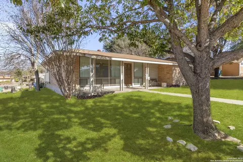 4403 Diamondhead Dr, San Antonio, TX 78218