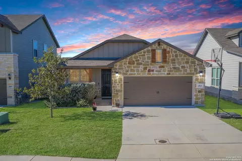 4911 Ranahan Pass, Saint Hedwig, TX 78152
