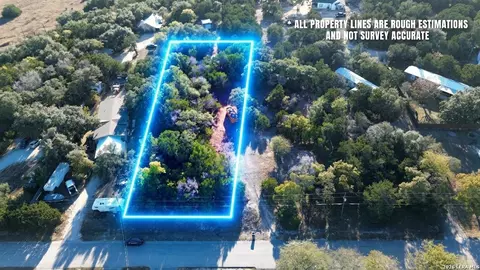 4523 Chamberlain, Canyon Lake, TX 78133