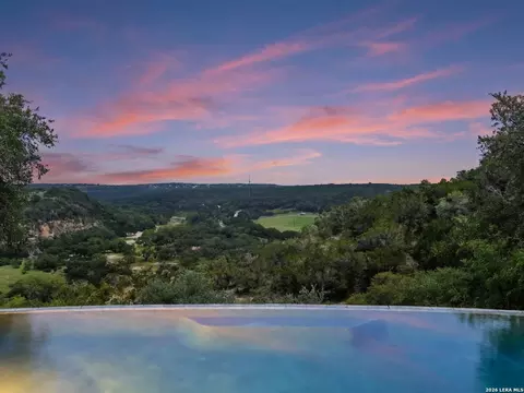 30044 Cloud View Dr, Bulverde, TX 78163