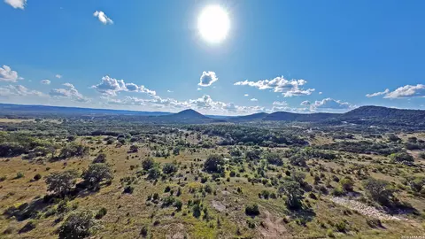 lot42 Walker Rdg, Bandera, TX 78003