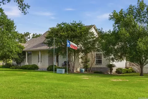 1121 Cypress Cv, Spring Branch, TX 78070