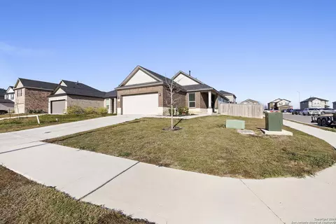 4931 Park Lgt, Marion, TX 78124