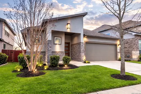 8022 Carver Hts, San Antonio, TX 78253
