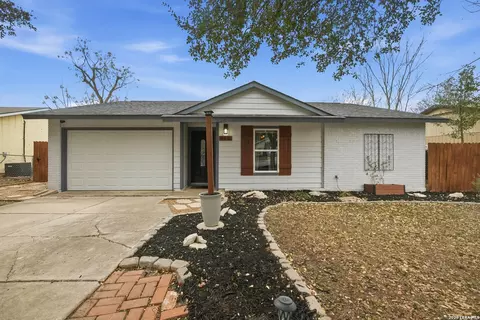 9816 Meadow, Converse, TX 78109