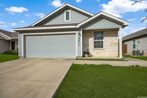 9811 Marbach Hl, San Antonio, TX 78245