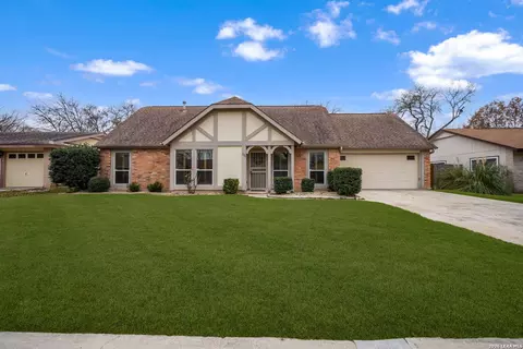 121 Fort Wayne, Universal City, TX 78148