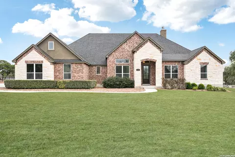 451 Stone Loop, Castroville, TX 78009
