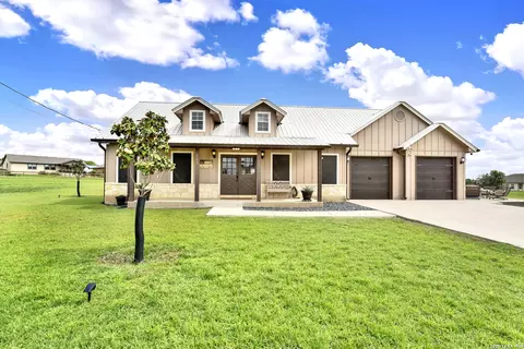 445 Spanish Grant, Bandera, TX 78003