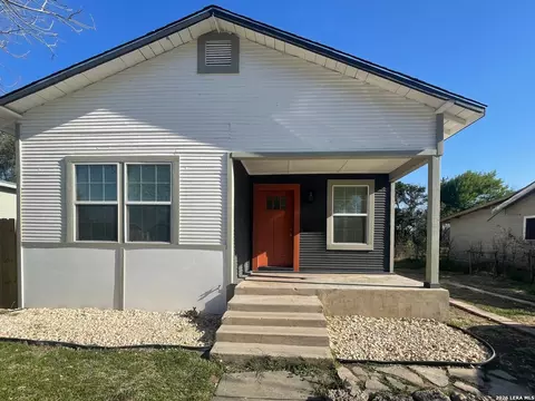 1531 W French, San Antonio, TX 78201