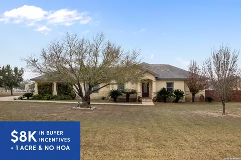 500 Wagon Train, La Vernia, TX 78121