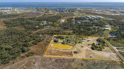 504 Shaver Rd, Aransas Pass, TX 78336