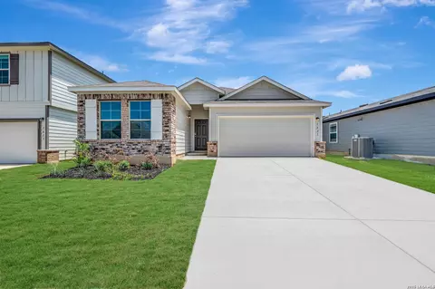 1621 Viola Ln, New Braunfels, TX 78130