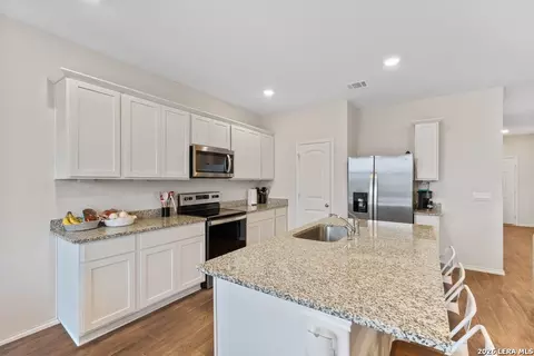 Kitchen - 449 Ida Loop, Seguin, TX 78155 photo 1 of 2