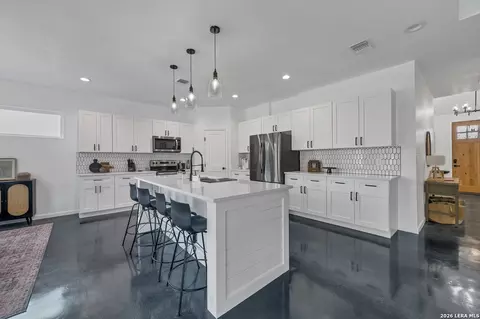 110 Janine, Canyon Lake, TX 78133